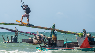 A programação em conjunto com kitesurfistas também procura estabelecer novo recorde mundial a ser registrado no Guinness World Record em 2023 (Foto: Liliana Santoro)